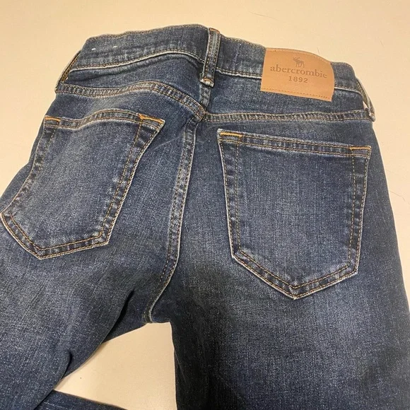 NWOT ABERCROMBIE KIDS DISTRESSED SUPER SKINNY SLIM JEANS SIZE 13/14​ - Picture 3 of 6